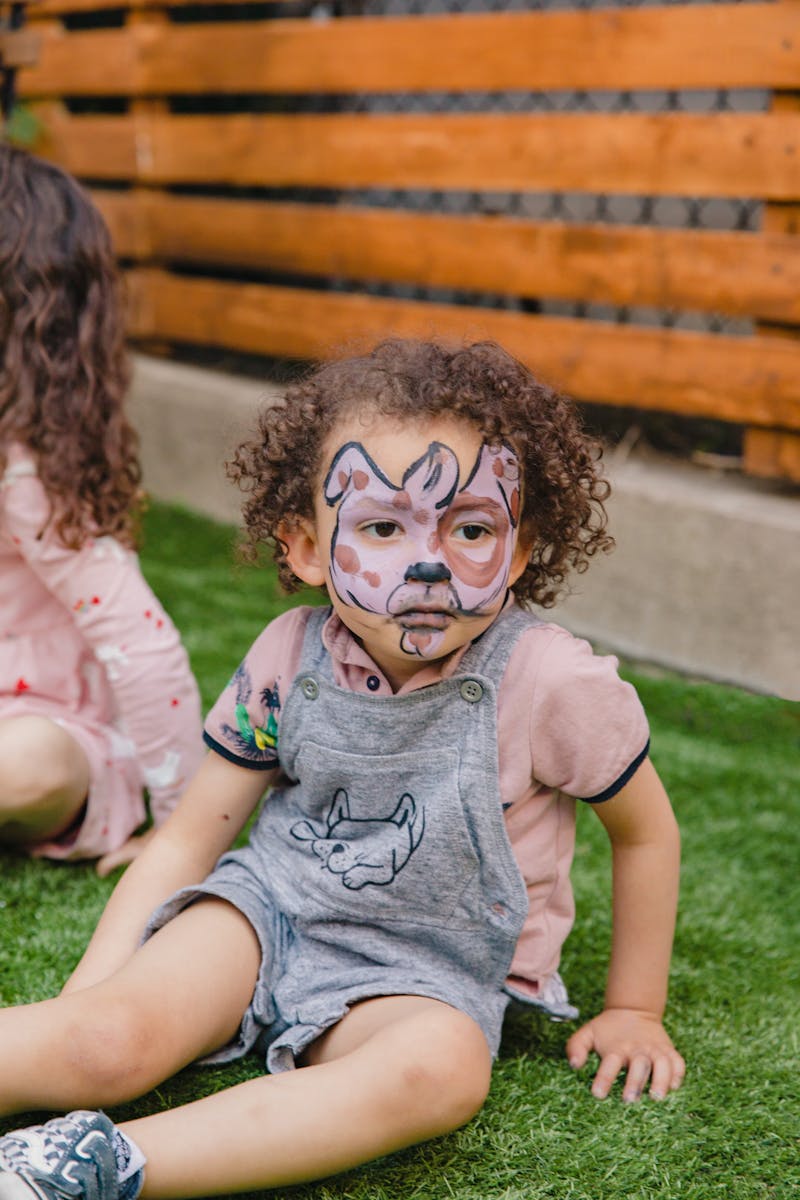 Fantasy face paint on a girl — Flutter Face Paint